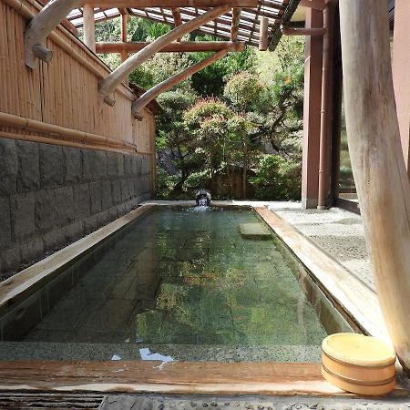 Kouraku Hotell Misasa Exteriör bild