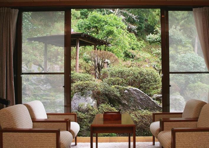 Kouraku Hotell Misasa Exteriör bild